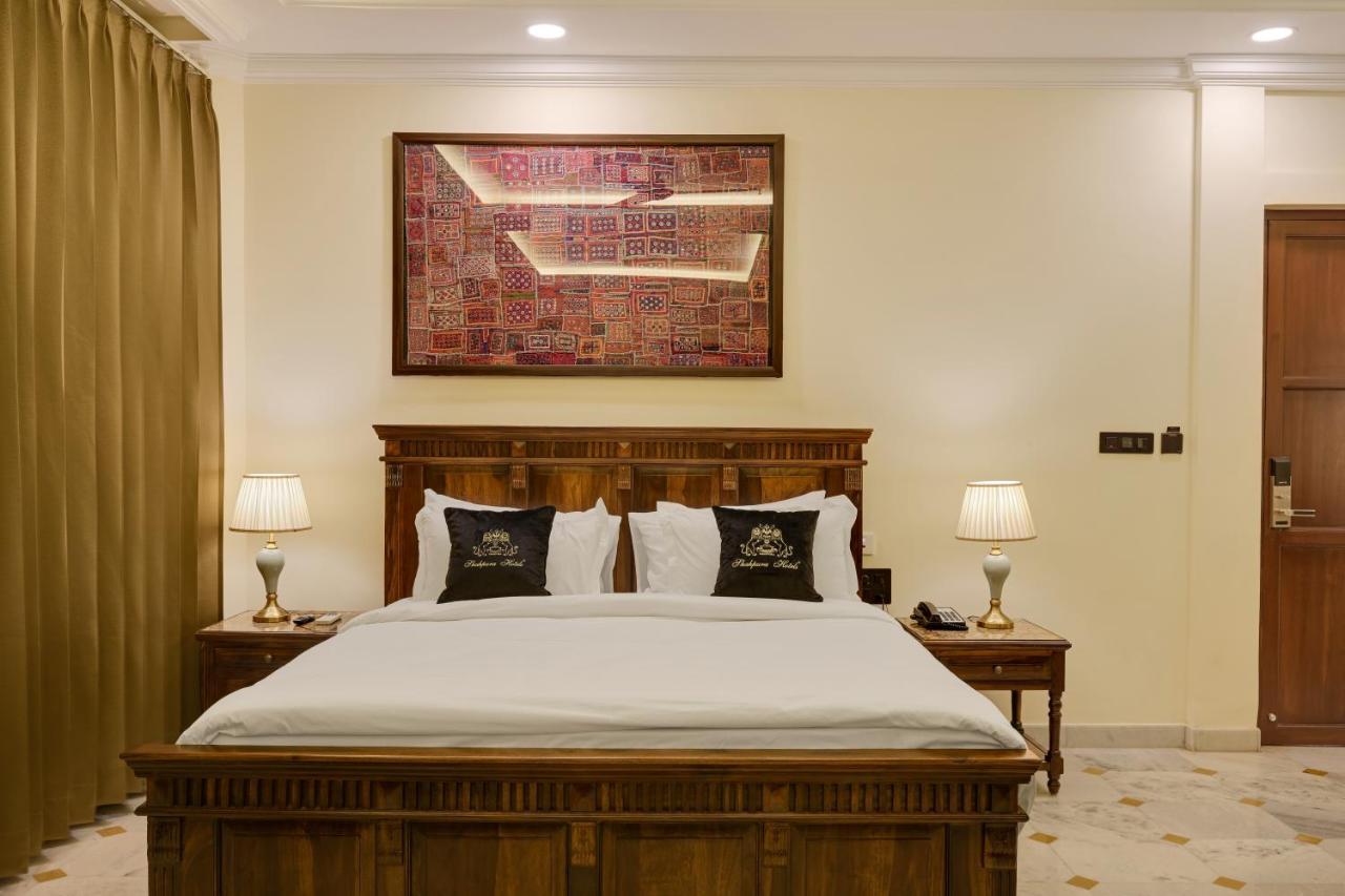 Shahpura Barliyas House Hotel Udaipur Bagian luar foto